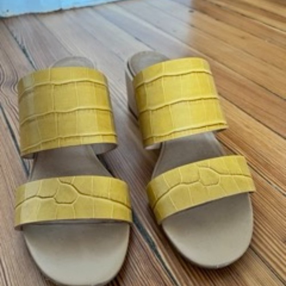 Madewell Kiera Mustard Yellow Snakeskin Mule Sandal Size 9